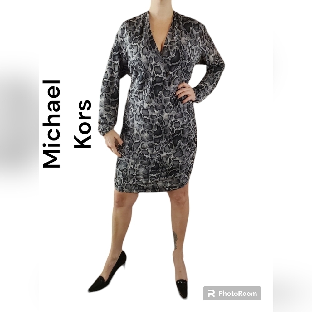 MICHAEL KORS Grey Snake print v-neck longsleeve midi cocktail party dress size L